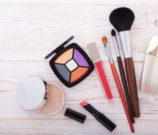 Тренды российского beauty-рынка: падение продаж, рост e-commerce и персонализация